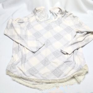 LC Lauren Conrad Gray Knit Top